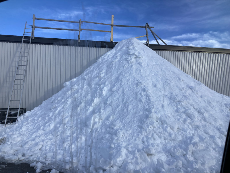 Déneigement de toiture à Granby et Bromont – Vert Pelouse
